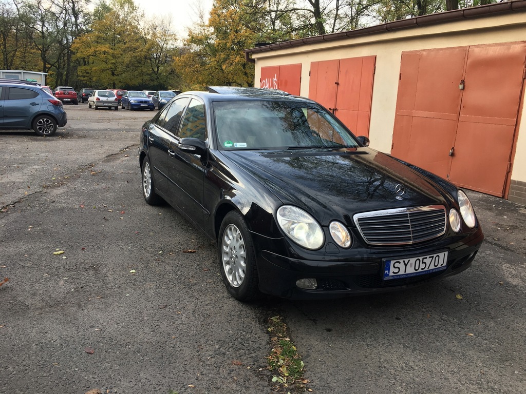 Mercedes w211 E240 2.6 V6 + LPG Ksenon PDC itd