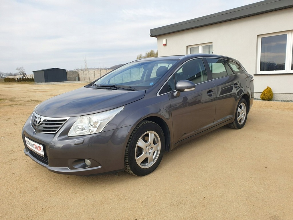 Toyota Avensis 1.8 146 KM KLIMATRONIK Tempomat