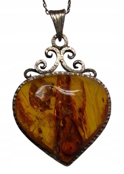 ZAWIESZKA BURSZTYN BURSZTYNOWE SERCE Z OWADAMI SREBRO.