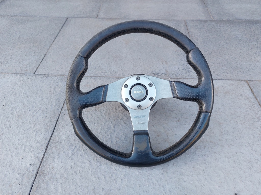 MOMO RACE 35cm TYP D35 KBA 70116 ステアリング MOMO CORSE Steering Wheel 35cm TYP D35 KBA 70116 02-94 MADE