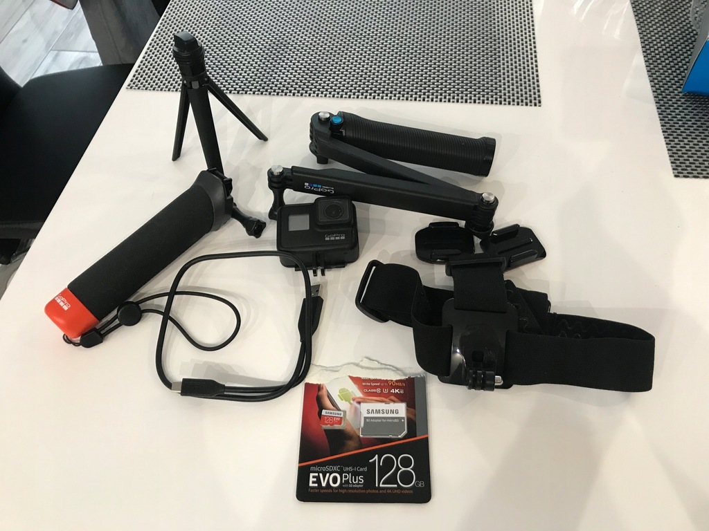 GoPro Hero 7 Black, Karta 128GB, 3WAY, THE HANDLER