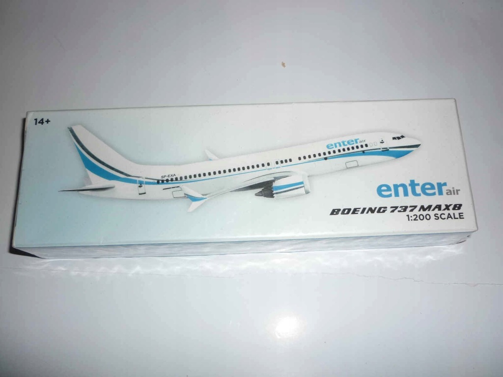 SkyMarks Enter Air Boeing 737 Max 8 skala 1:200