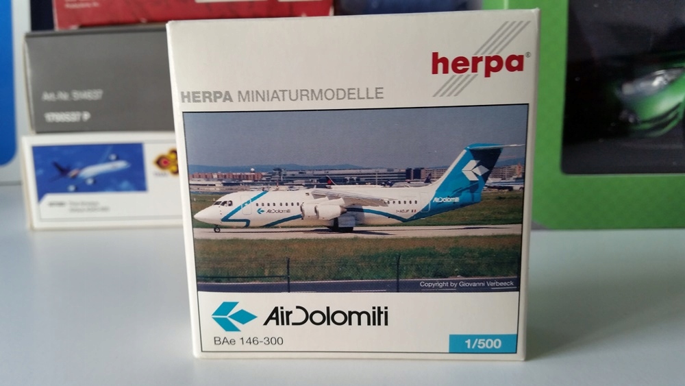 Купить 1:500 BAe 146-300 Air Dolomiti Herpa: отзывы, фото, характеристики в интерне-магазине Aredi.ru