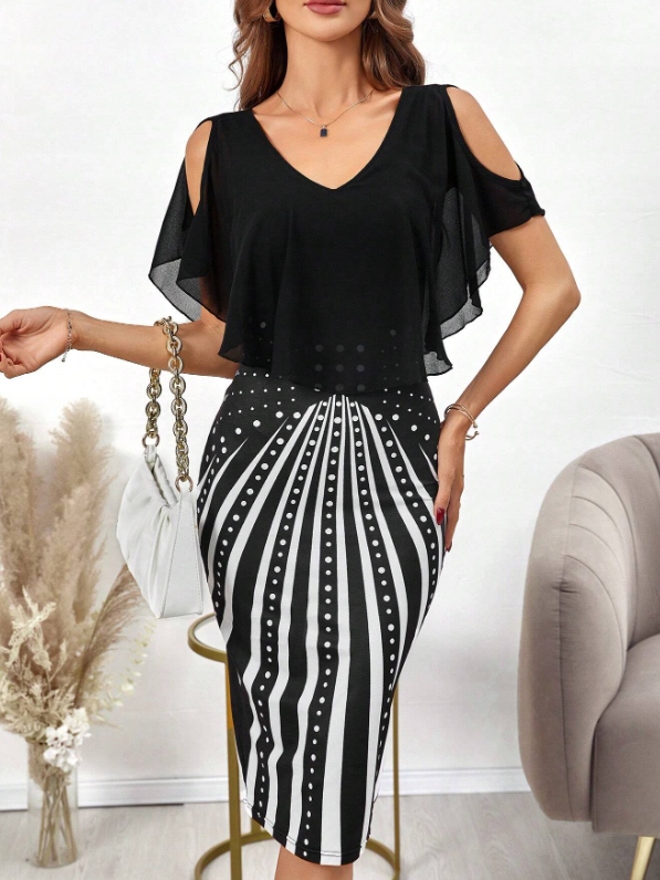 SHEIN SUKIENKA CZARNO- BIAŁA Z DOPASOWANYM DOŁEM ROZMIAR XL 891