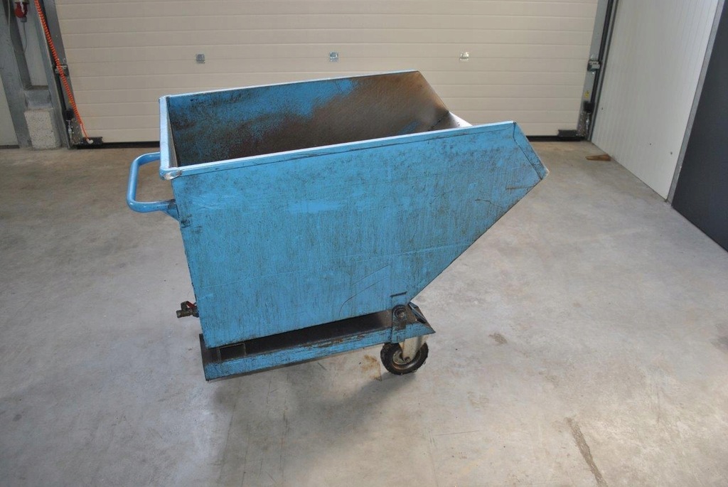 Pojemnik na wiory odpady przechylny wozek 500l