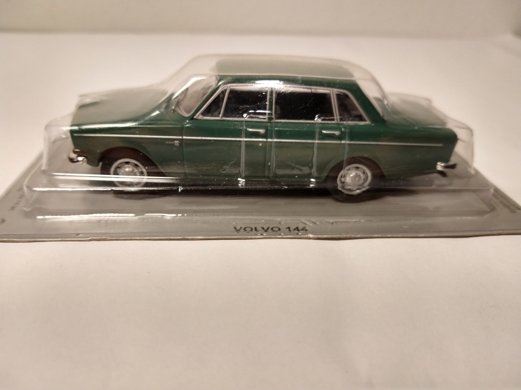 Volvo 144 1:43 Kultowe auta PRL