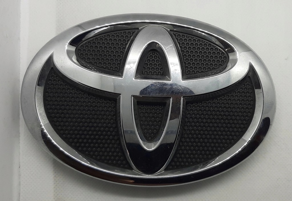 Znaczek emblemat przód Toyota Corolla E15 09-13