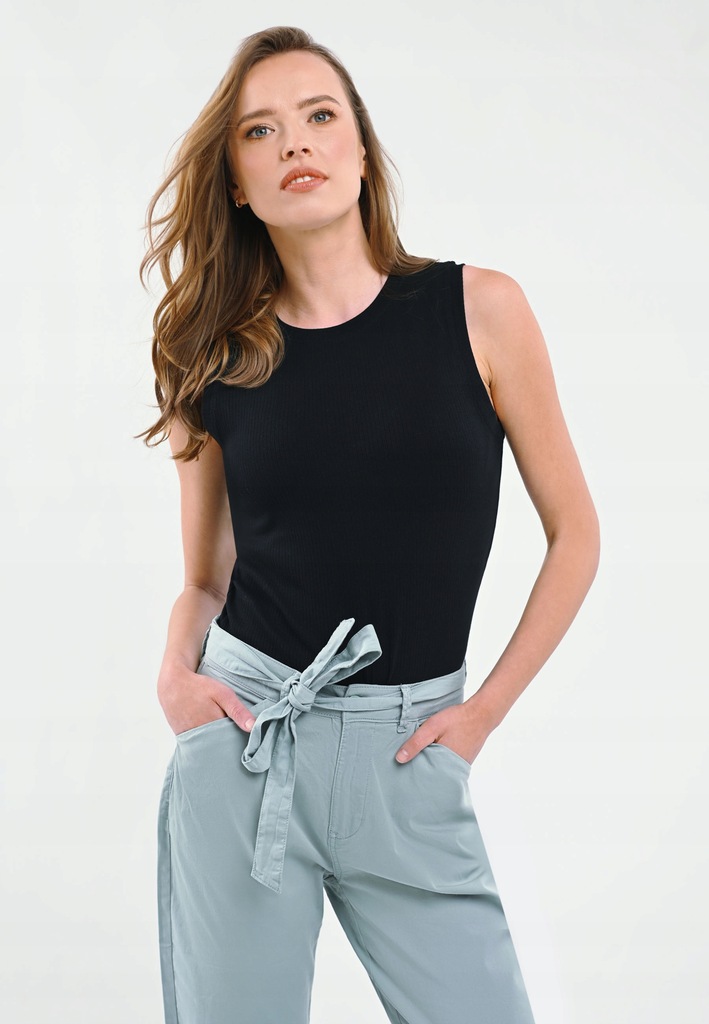 DAMSKI TOP PRĄZKOWANY SLIM FIT CZARNY VOLCANO T-DEMI XS