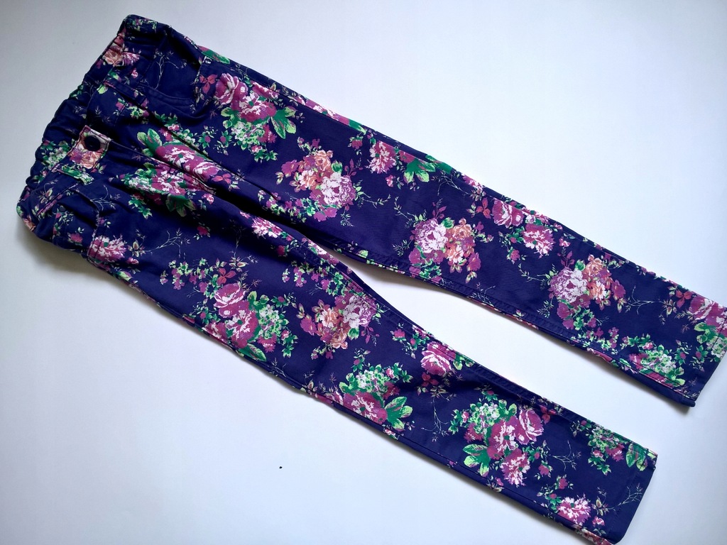Spodnie kwiaty Palomino 128 7-8 miękki jeans