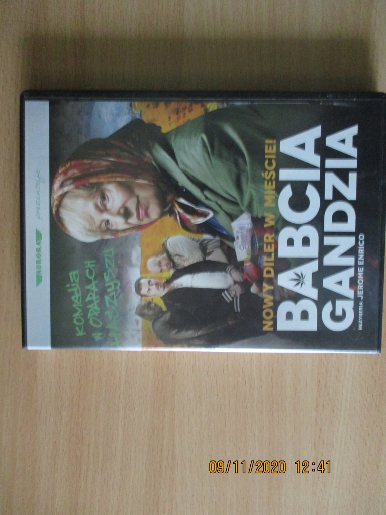 BABCIA GANDZIA - kino francuskie - komedia