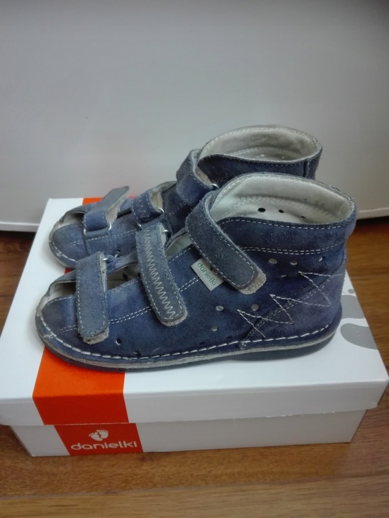 Danielki kapcie profilaktyczne T115 r 28 jeans