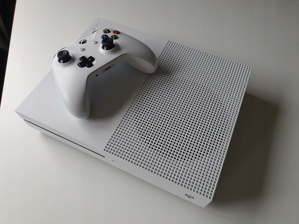 Konsola Xbox One S 1TB komplet gwarancja idealna