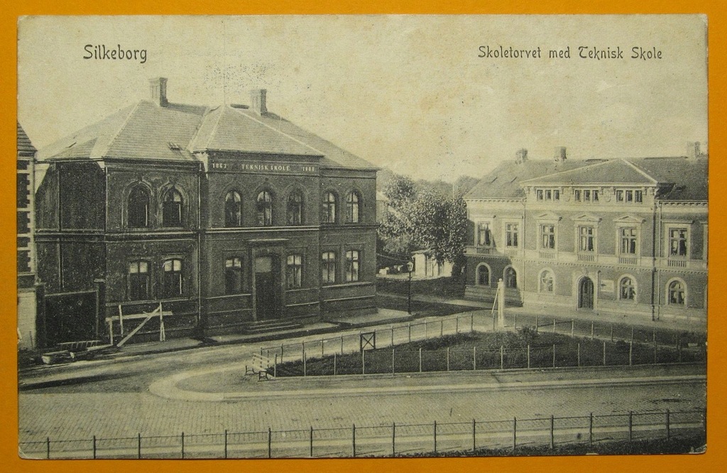 241332, Dania, Silkeborg, szkoła techniczna