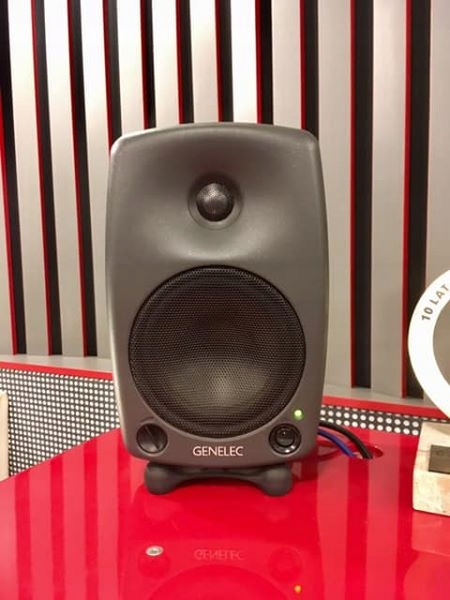 Genelec 8030A aktywny monitor monitory odsłuchowe