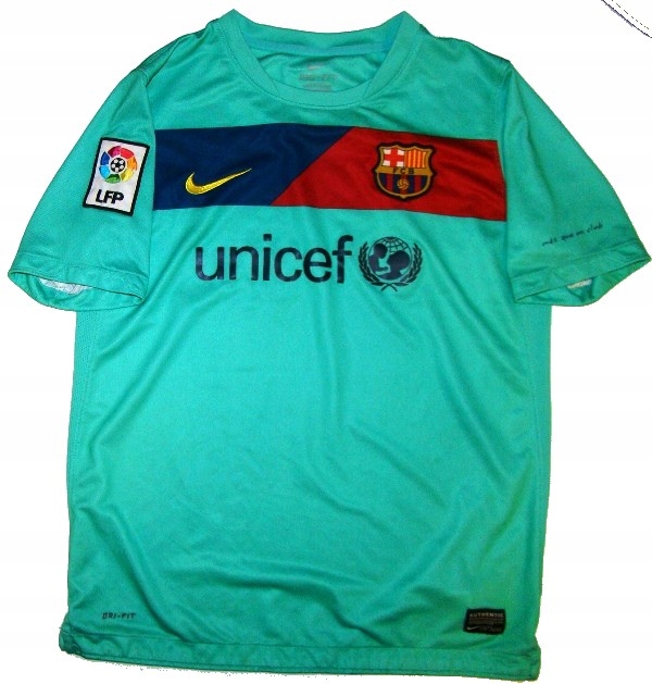 barcelona 2010 11 away kit