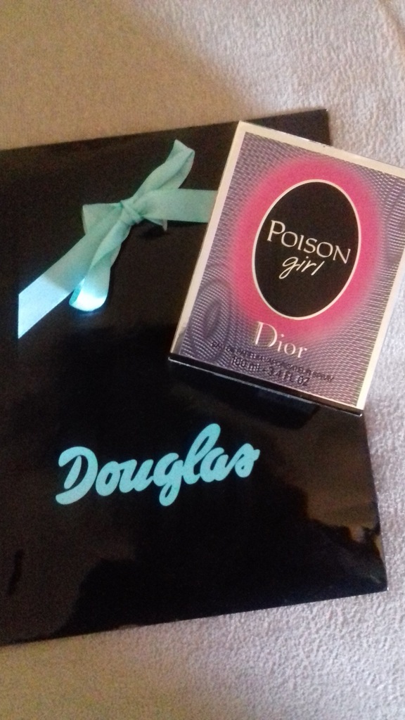 douglas poison girl