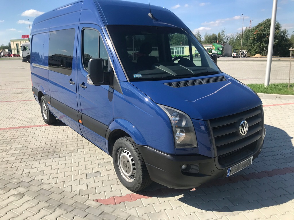 VOLKSWAGEN CRAFTER 9-OSÓB