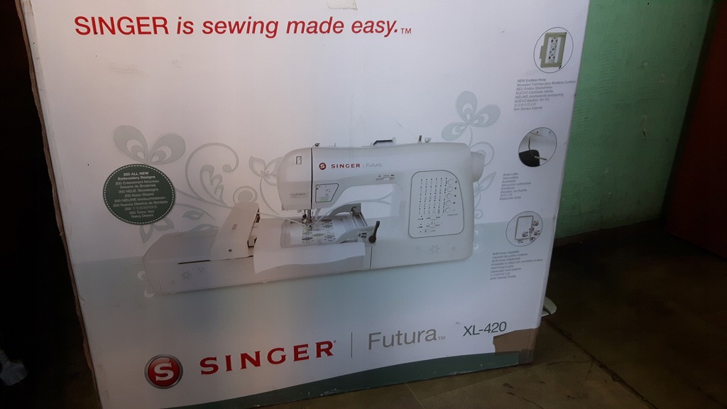 Купить НОВАЯ вышивальная машина Singer Futura XL420 отзывы, фото и