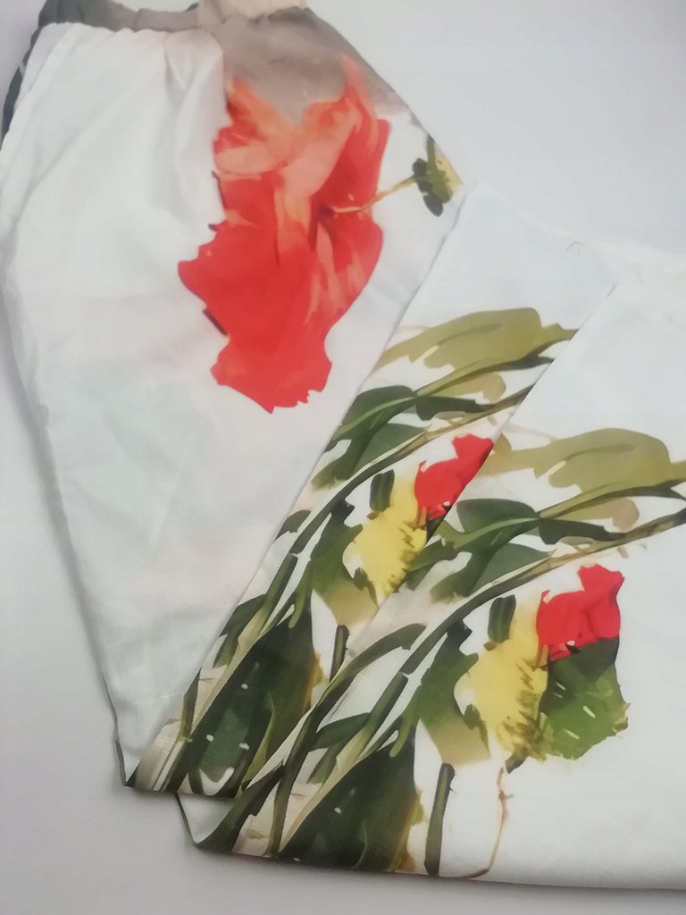 Spodnie w kwiaty rozmiar 46
