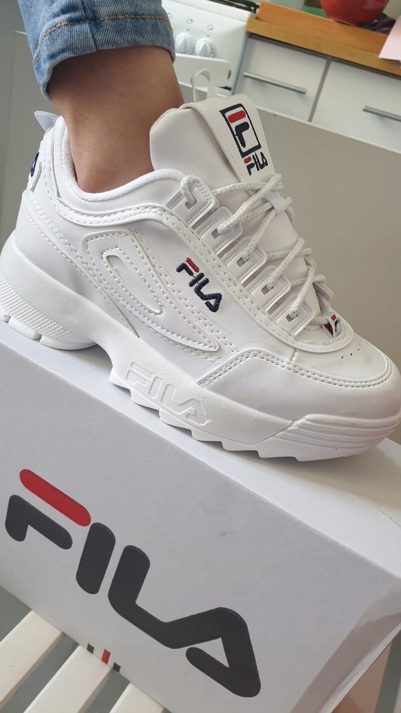 Купить Обувь FILA DISRUPTOR II 39: отзывы, фото, характеристики в интерне-магазине Aredi.ru