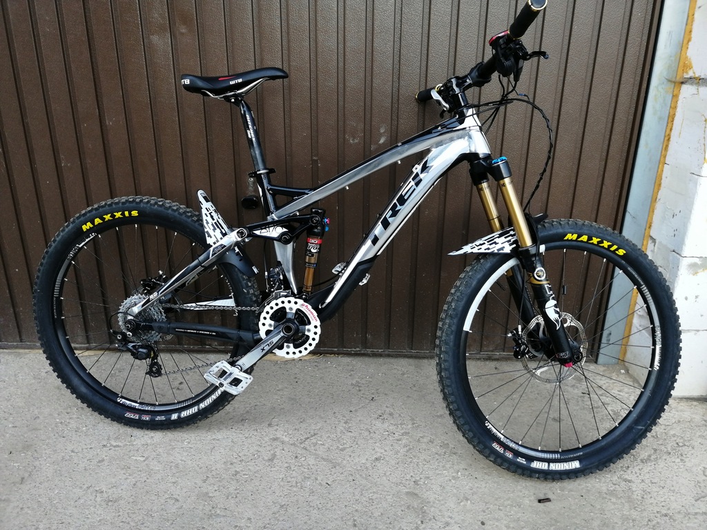 trek slash 26