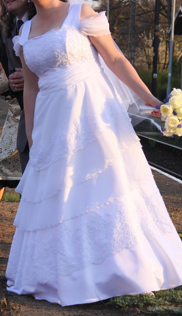 suknia ślubna 46