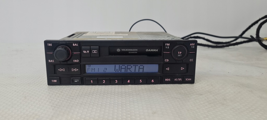 VW Gamma Golf IV Passat B5 Bora Radio kaseta 1J0035186E z kodem