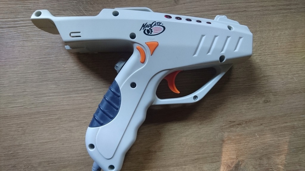 Pistolet MadCatz do Dreamcasta Lightgun DC BCM