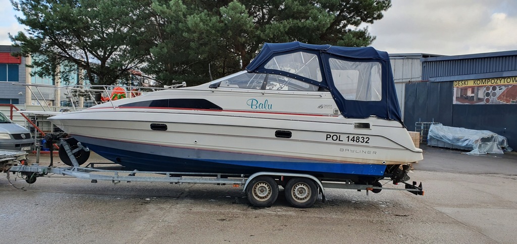 Купить Яхта Bayliner 2651 Mercury 5.0 264 л.с. Реактивный руль: отзывы, фото, характеристики в интерне-магазине Aredi.ru