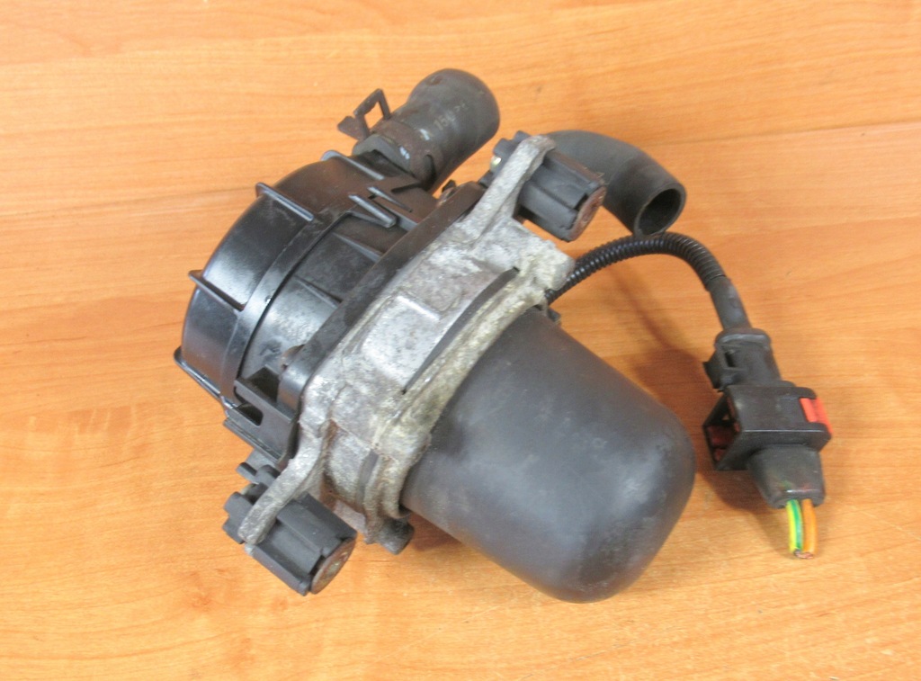 POMPA POWIETRZA WTÓRNEGO PEUGEOT 307 407 2,0 16V