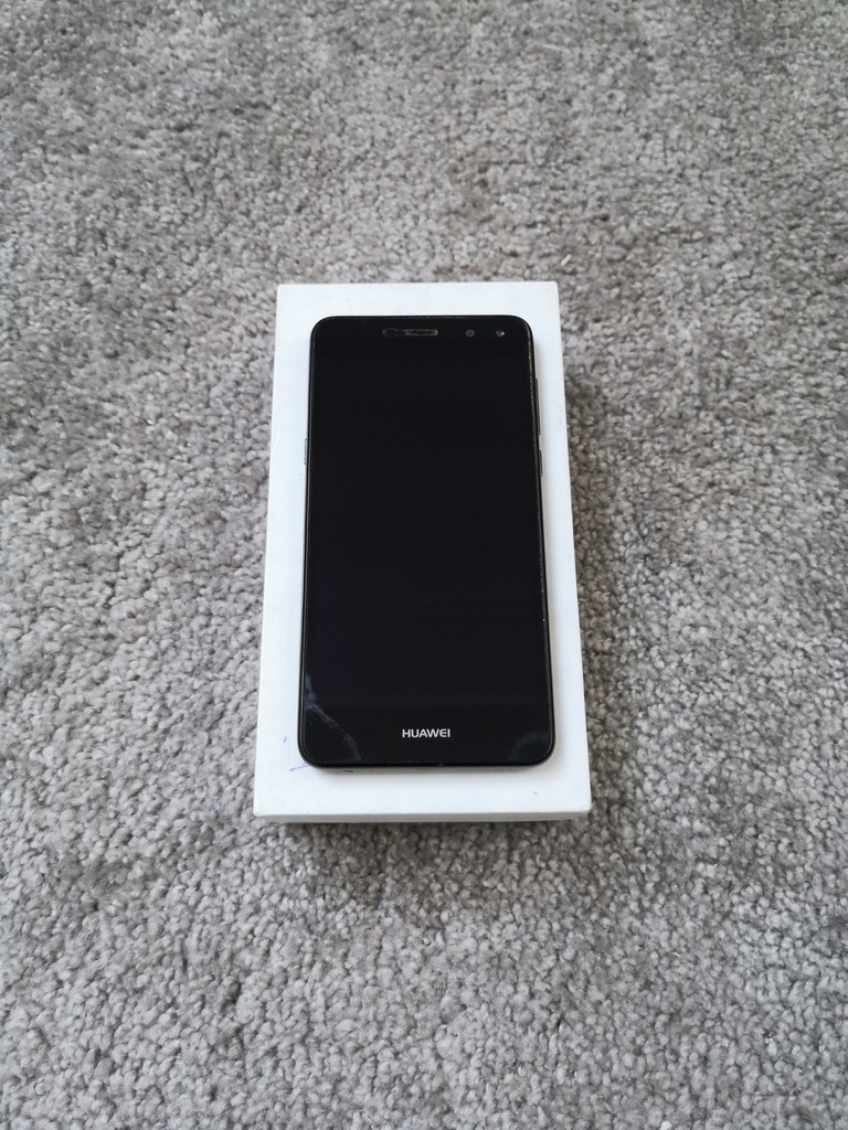 HUAWEI Y6 2017 5'' 16/2GB 3000mAh (001)