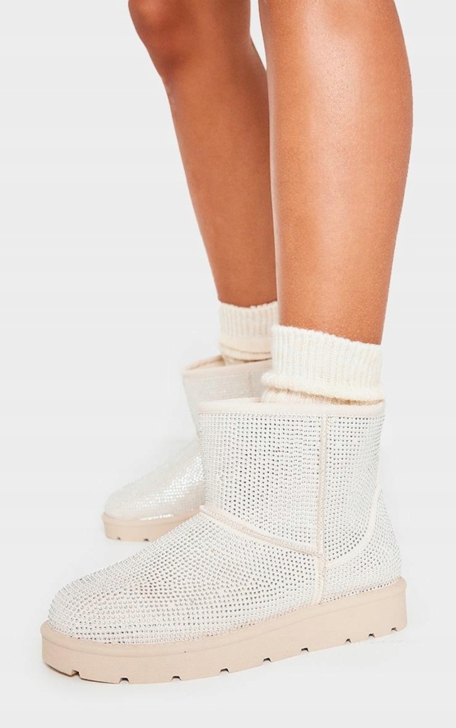 _LZ BBG PRETTYLITTLETHING OCIEPLANE BOTKI Z KRYSZTAŁKAMI _/ 40