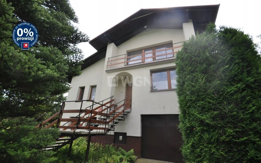 Dom, Fałków, Fałków (gm.), Konecki (pow.), 273 m²