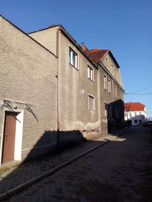 Kamienica, Toszek, Toszek (gm.), 331 m²