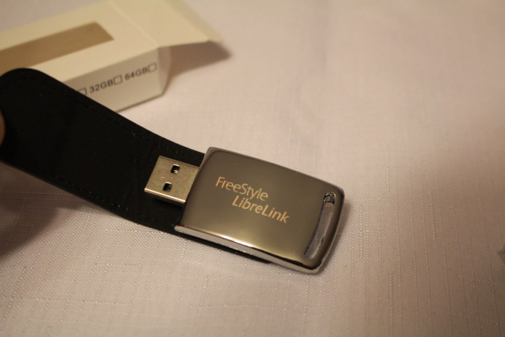 Pendrive 32 GB z logo FreeStyle Libre