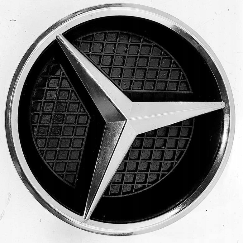 EMBLEMAT ZNACZEK LOGO GRILL MERCEDES W213 E-KLASA