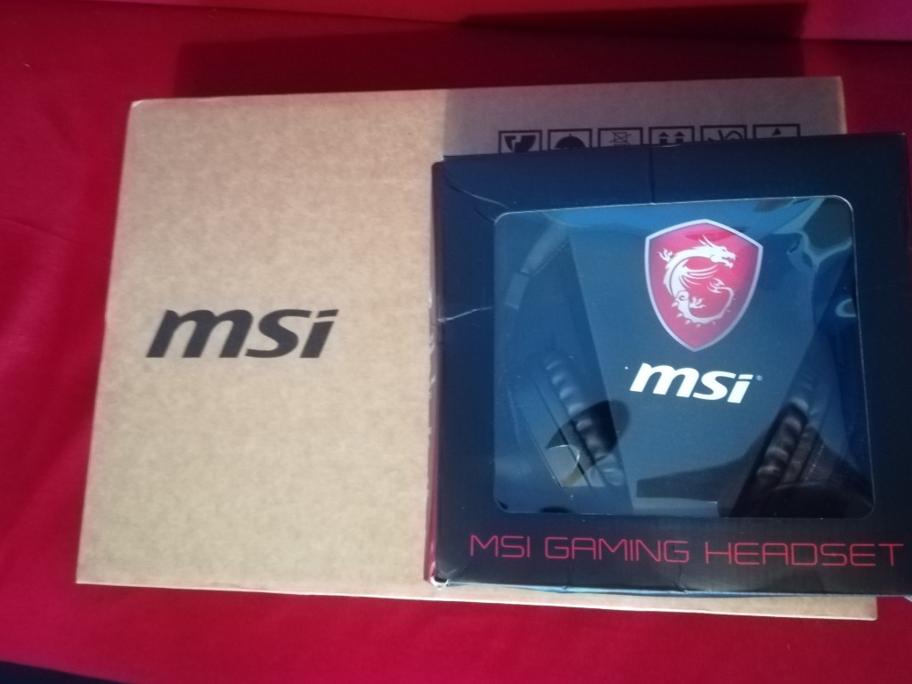 MSI GF 63 Thin 10UC 15,6 " i5/8GB/512GB