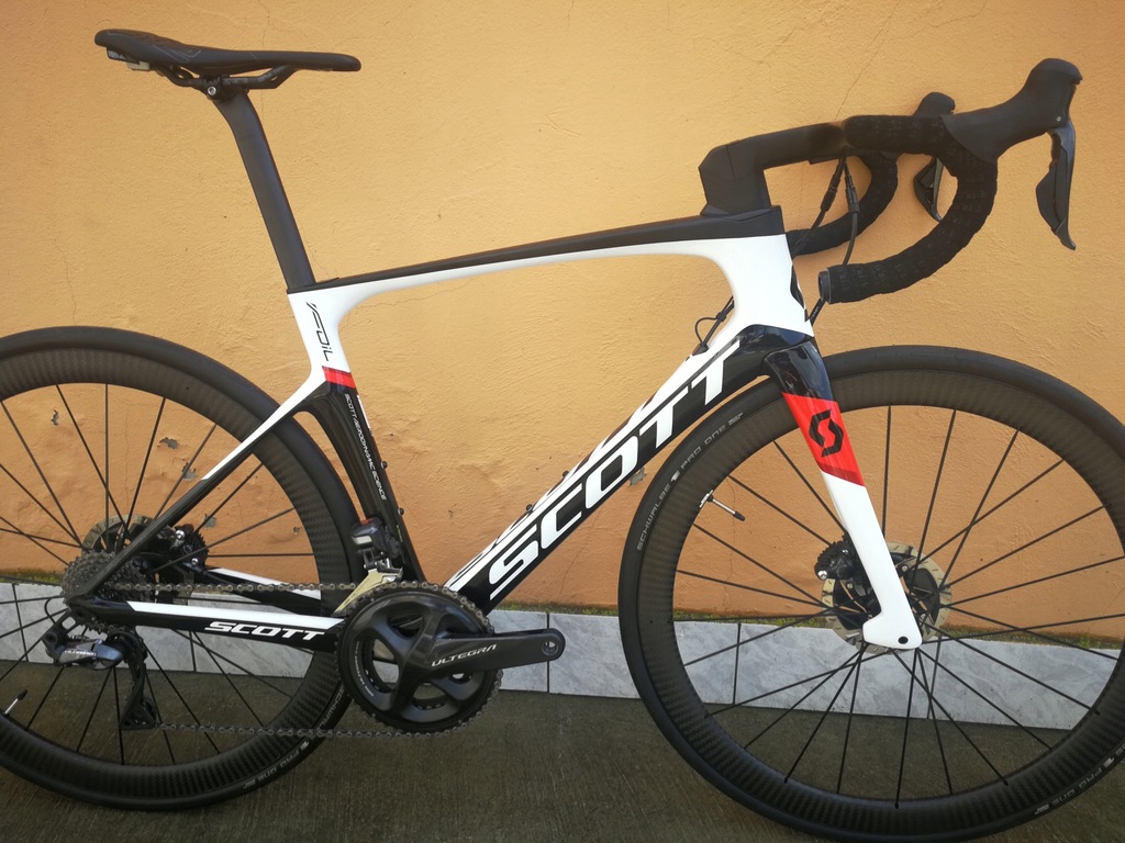 scott foil 10 di2 disc