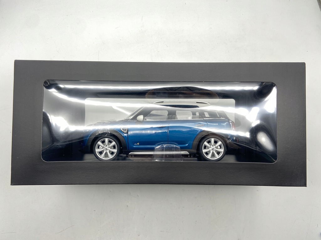 NOWY ORG model MINI Cooper S Countryman F60 1:18