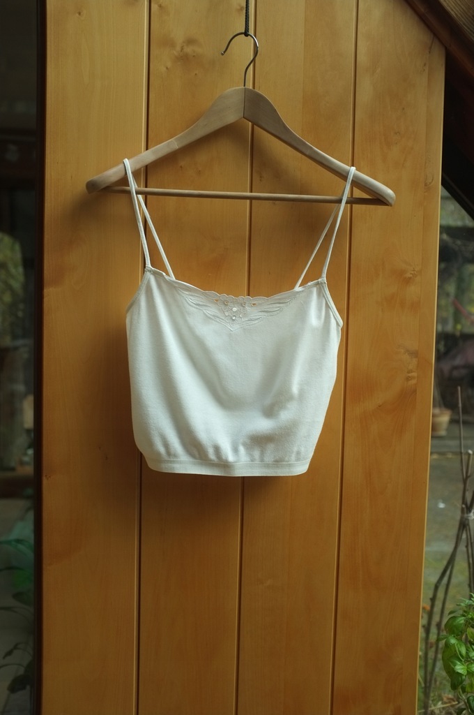 Podkoszulek krótki crop top Triumph retro vintage