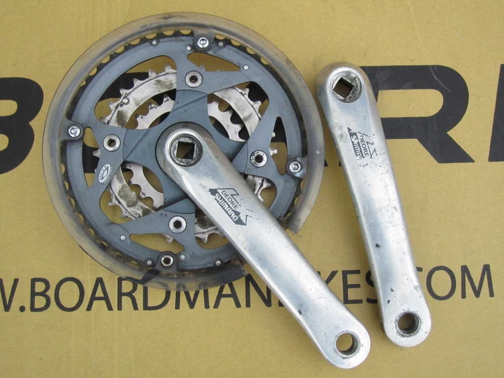 momo。 楽天市場】MOMO モモ ランバーサポートクッション ERGON CARBON