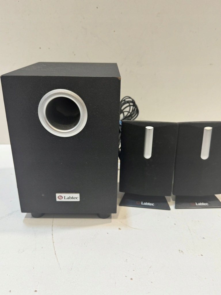 GŁOŚNIKI KOMPUTEROWE LABTEC PULSE 285 (1919/25)