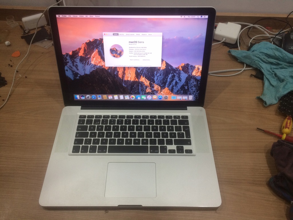 MACBOOK PRO 15,4 i5 2,4 8gb 256gb ssd