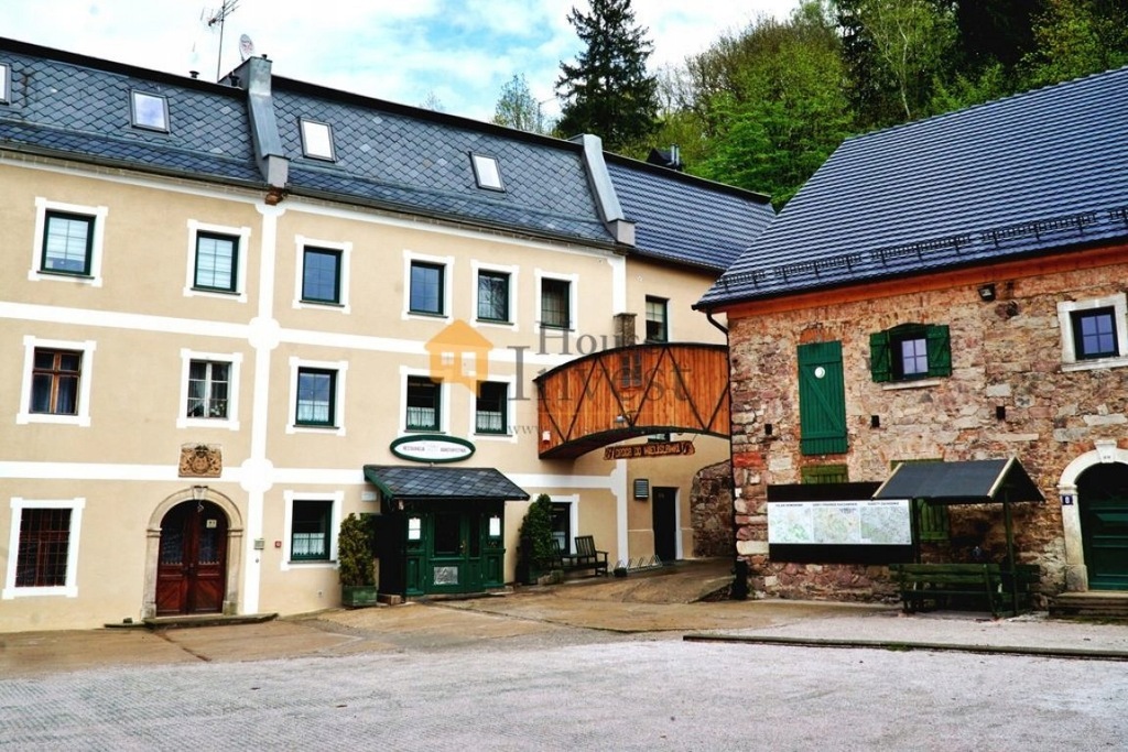 Hotel, Sędziszowa, Świerzawa (gm.), 1571 m²