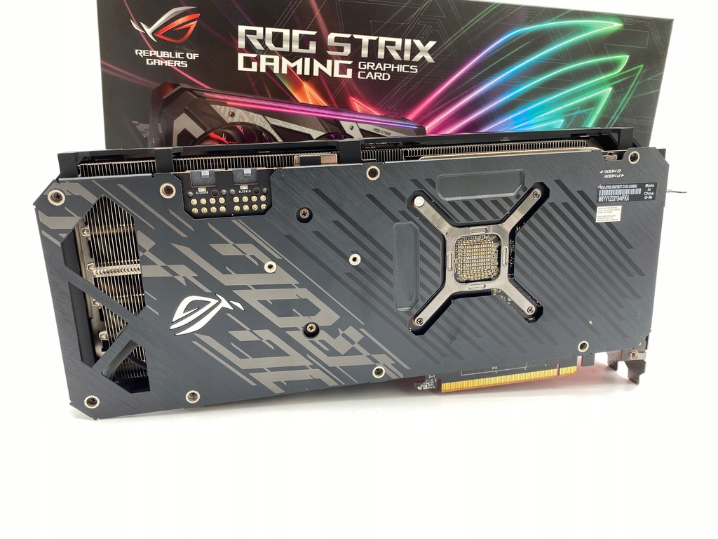 Купить Игровая карта Asus ROG STRIX RX 6700XT 12 ГБ: отзывы, фото, характеристики в интерне-магазине Aredi.ru