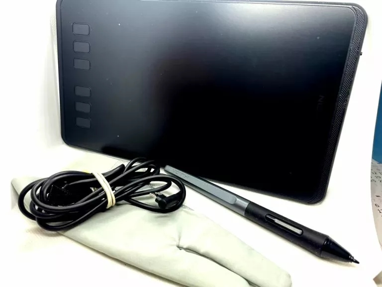 TABLET GRAFICZNY HUION H640P