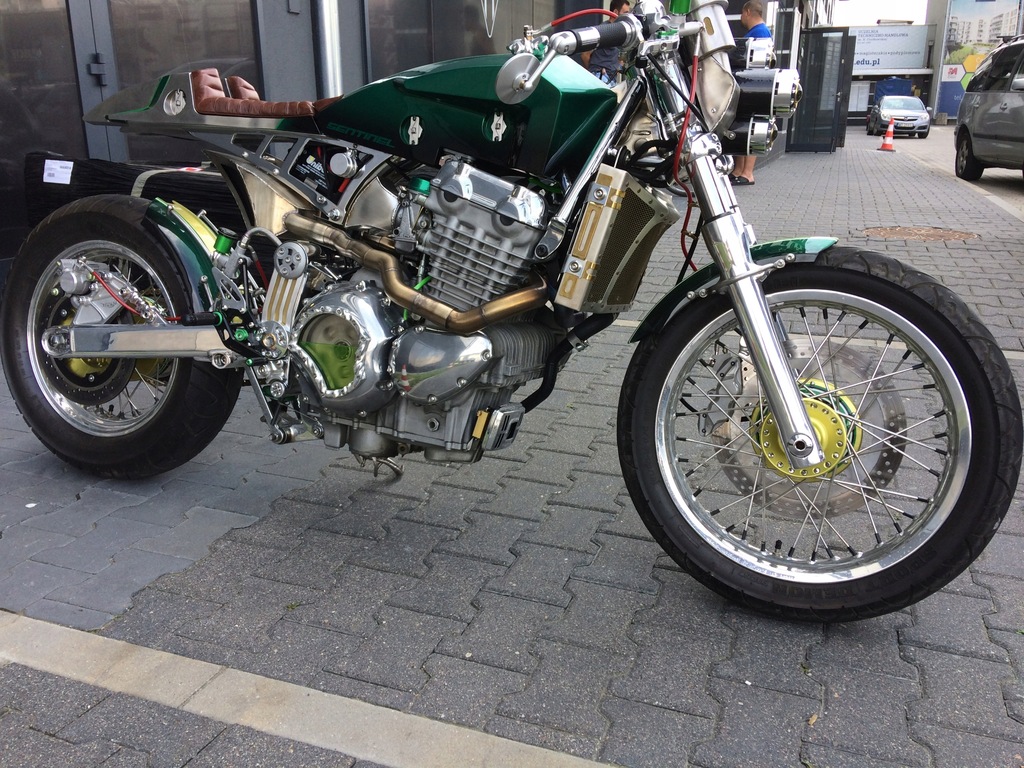 triumph thunderbird custom