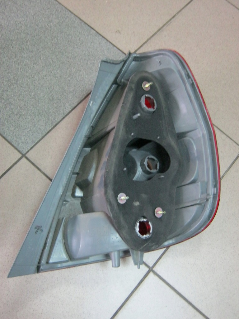 Lampa tył tylna lewa Honda Jazz Lift 05 7596349991