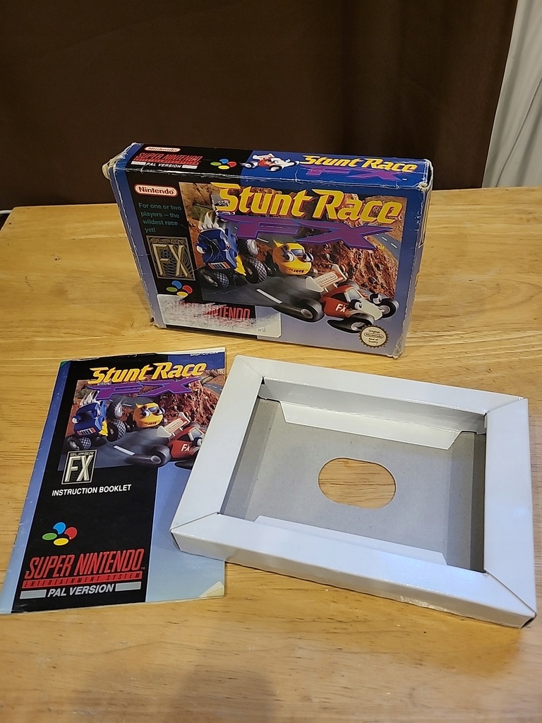 STUNT RACE FX - SNES PUDEŁKO + INSTRUKCJA BEZ GRY