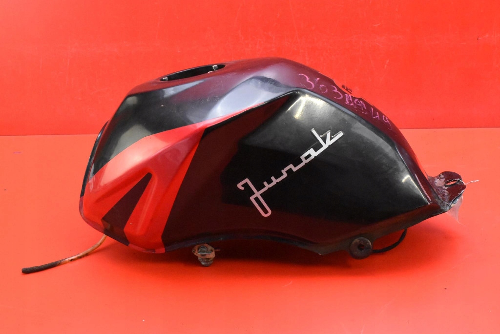 ZBIORNIK PALIWA CZARNY JUNAL ZN50Q-10 12R